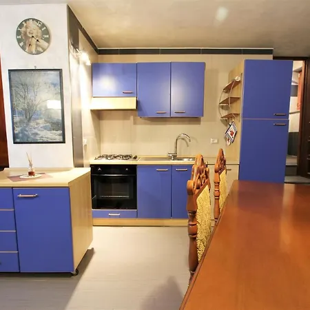 Hostdomus - Violet Apartment Daire Sestriere